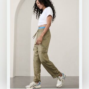 Athleta Celestial High Rise Utility Pant Size XL Olive jogger pants B066